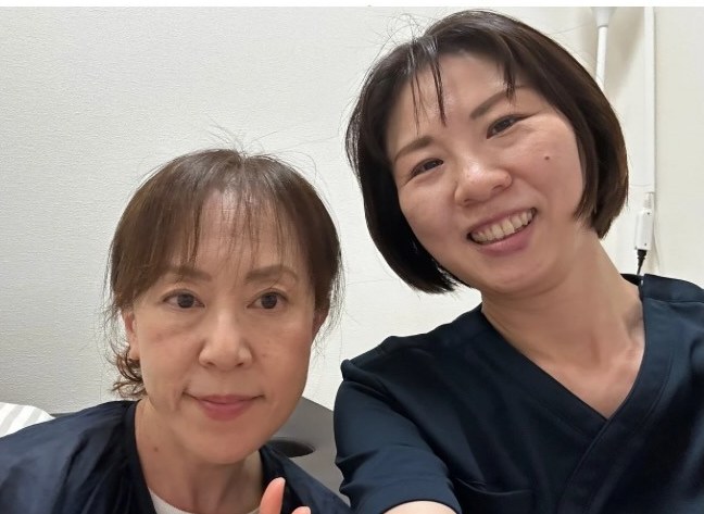 お客様と川﨑真希子のツーショット